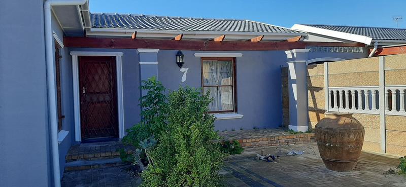 3 Bedroom Property for Sale in Glenhaven Western Cape